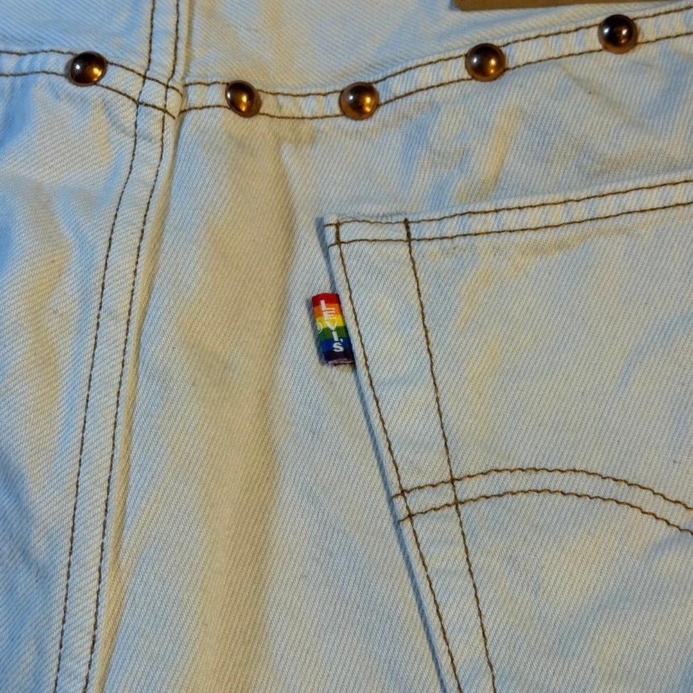 Levis‎ Premium 501 93 Cut Off Denim Shorts PRIDE Studded Embroidered Mens 30